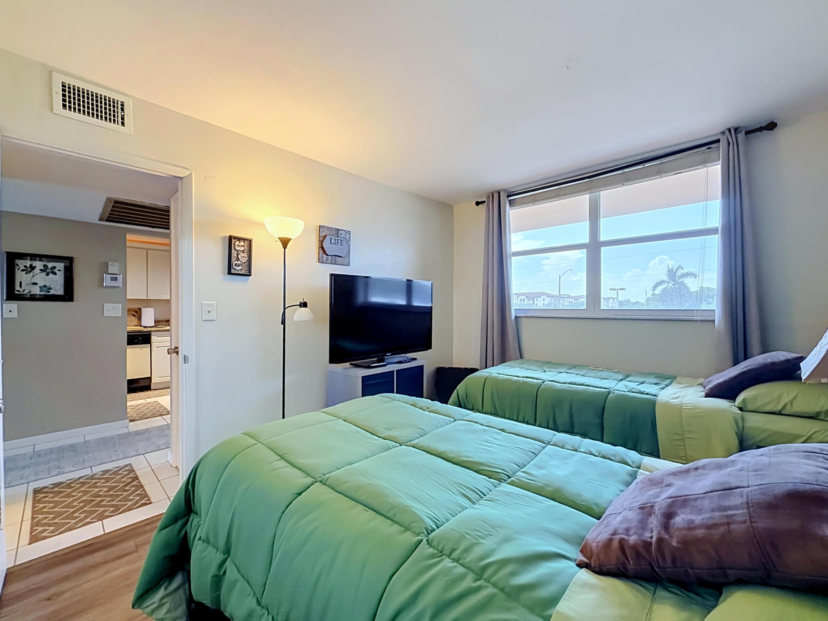4500 N Federal #315b, Lighthouse Point FL 33064