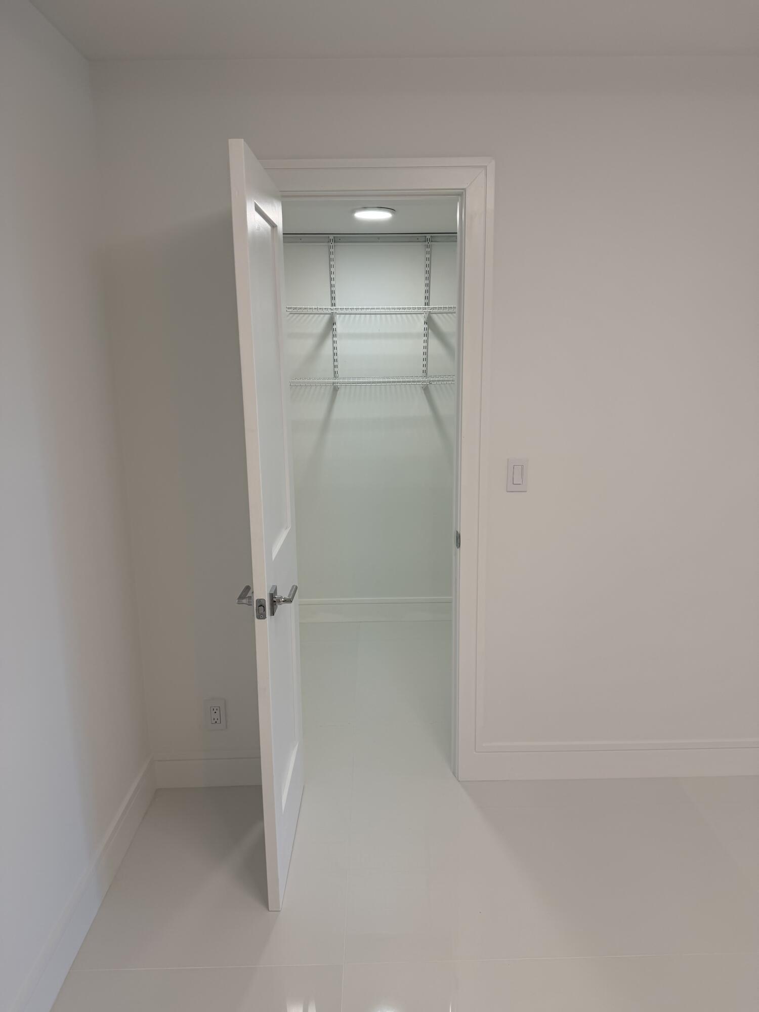 6439 BAY CLUB #1, Fort Lauderdale FL 33308