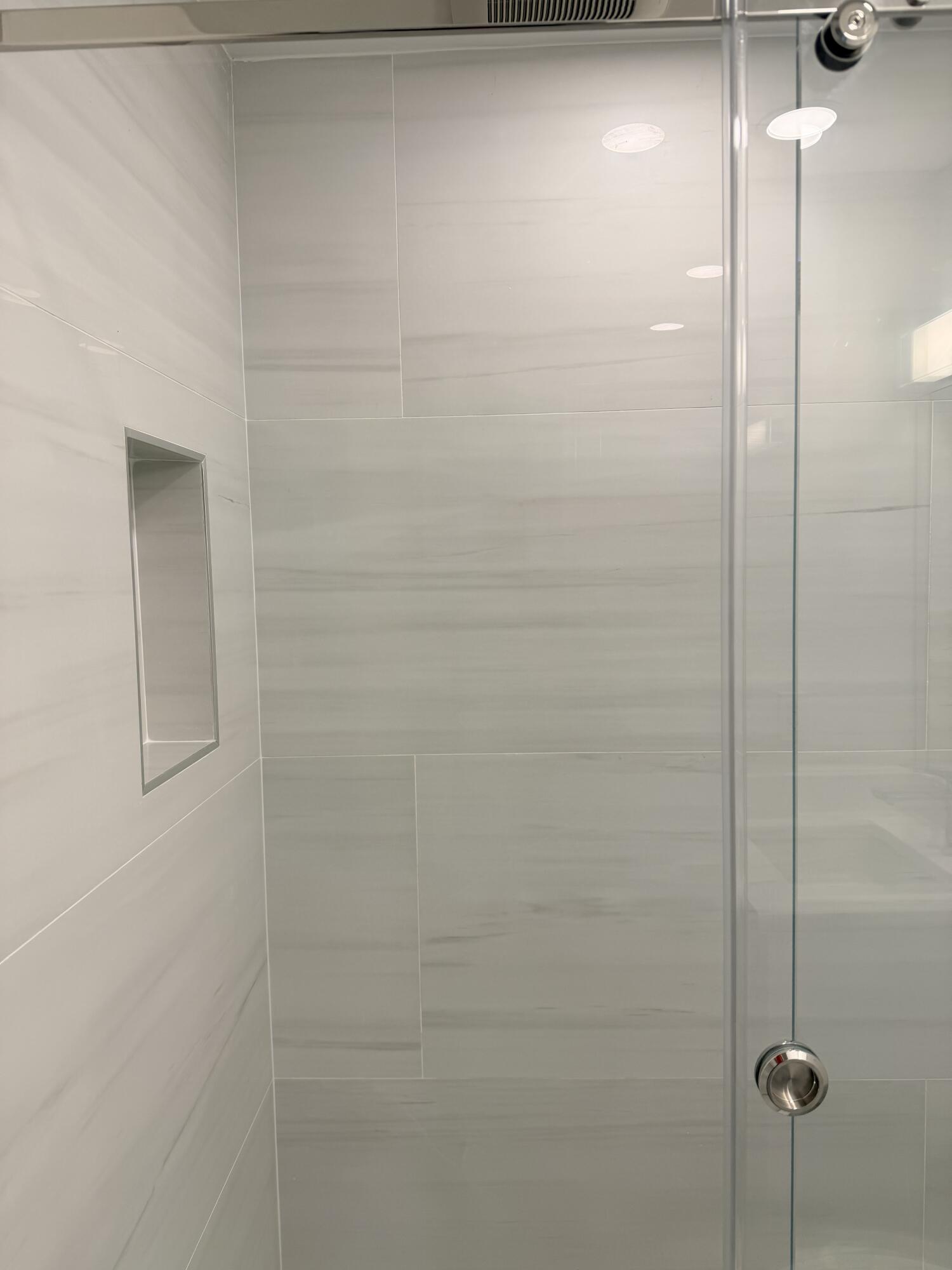6439 BAY CLUB #1, Fort Lauderdale FL 33308
