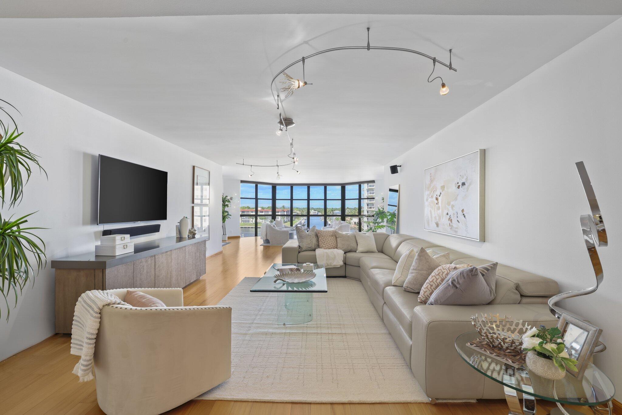 1155 Hillsboro Mile #402, Hillsboro Beach FL 33062