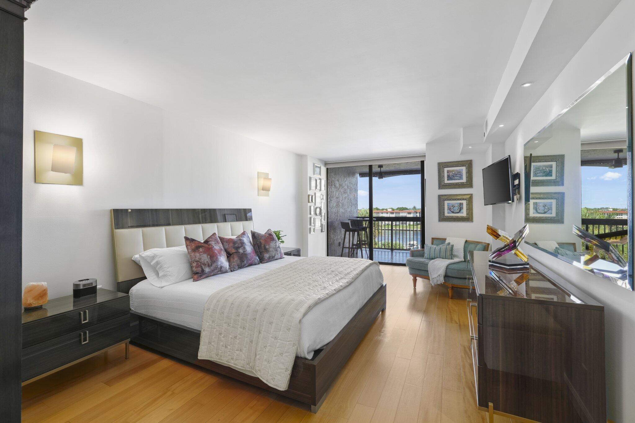1155 Hillsboro Mile #402, Hillsboro Beach FL 33062