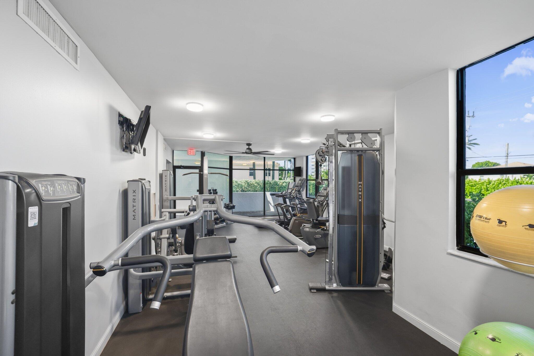 1155 Hillsboro Mile #402, Hillsboro Beach FL 33062