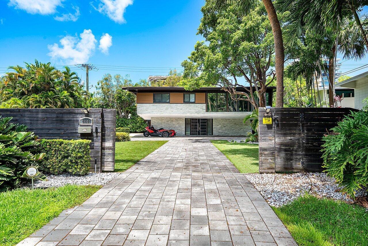 2601 NE 8TH, Fort Lauderdale FL 33304