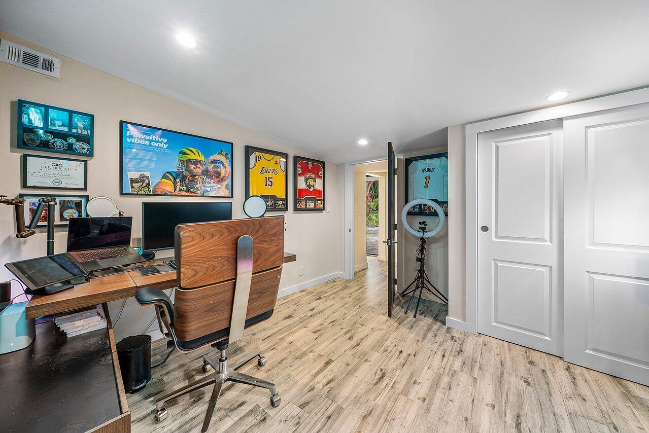 2601 NE 8TH, Fort Lauderdale FL 33304