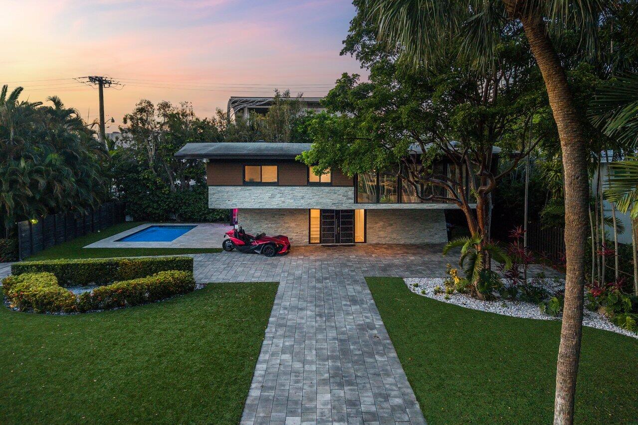 2601 NE 8TH, Fort Lauderdale FL 33304