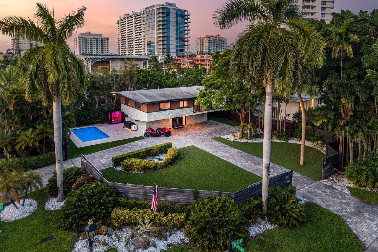 2601 NE 8TH, Fort Lauderdale FL 33304