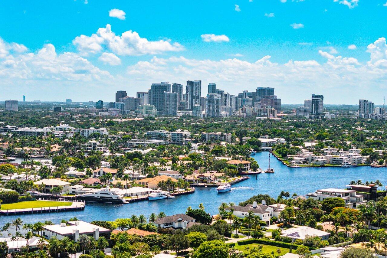 2601 NE 8TH, Fort Lauderdale FL 33304