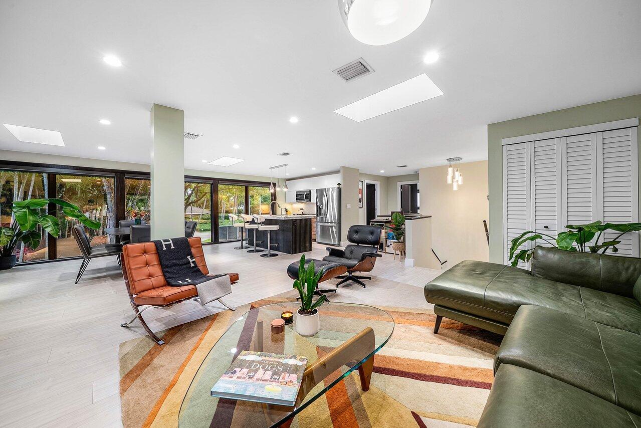 2601 NE 8TH, Fort Lauderdale FL 33304