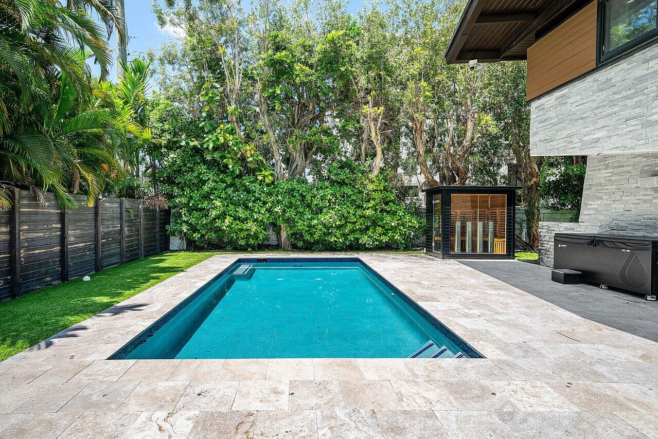 2601 NE 8TH, Fort Lauderdale FL 33304