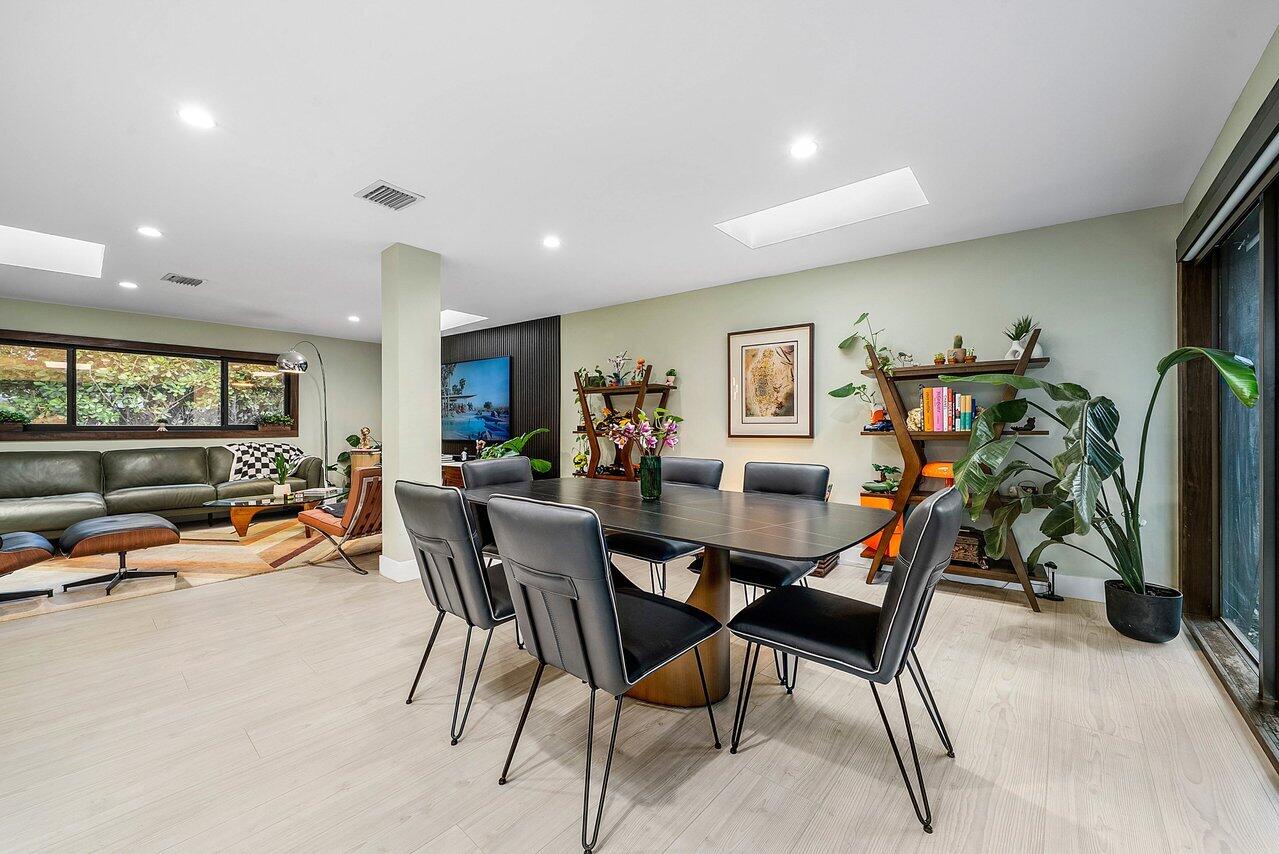 2601 NE 8TH, Fort Lauderdale FL 33304