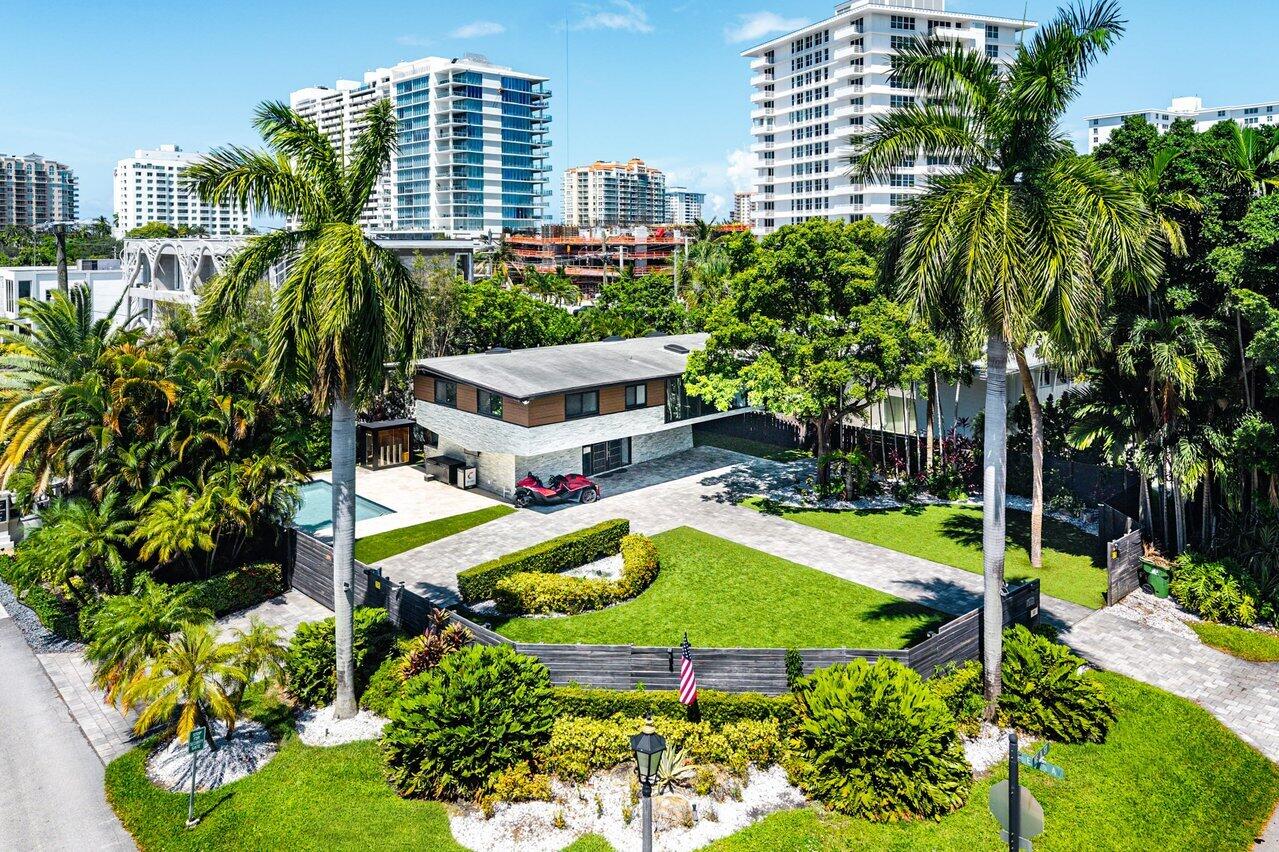 2601 NE 8TH, Fort Lauderdale FL 33304