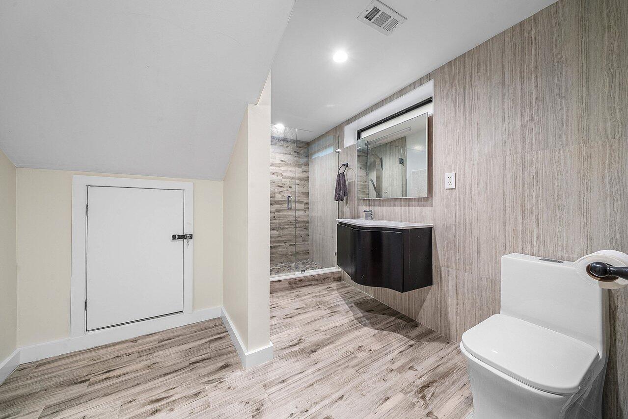 2601 NE 8TH, Fort Lauderdale FL 33304