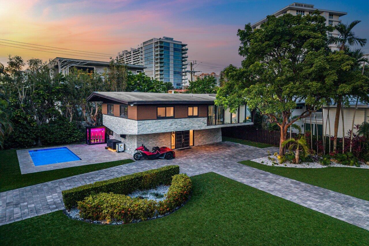 2601 NE 8TH, Fort Lauderdale FL 33304