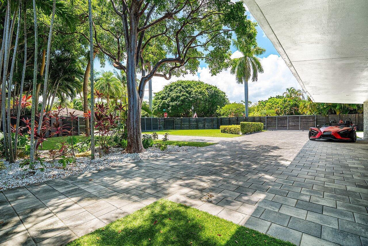 2601 NE 8TH, Fort Lauderdale FL 33304