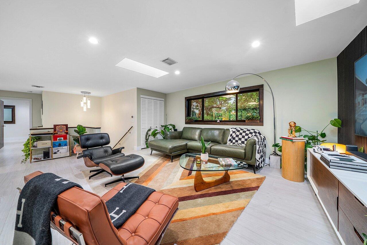 2601 NE 8TH, Fort Lauderdale FL 33304