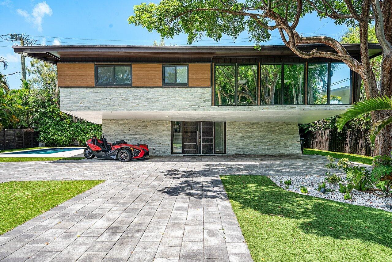 2601 NE 8TH, Fort Lauderdale FL 33304