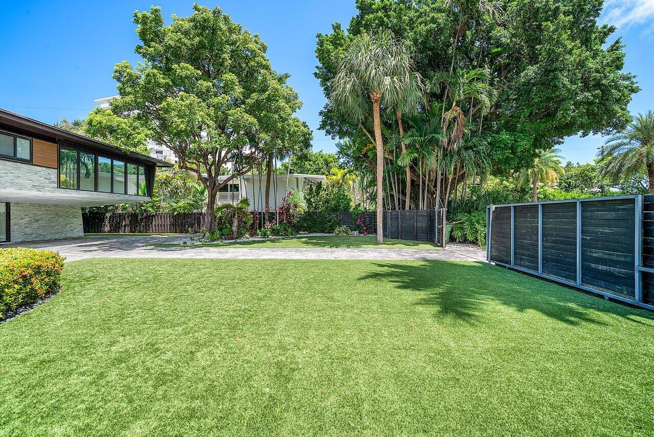 2601 NE 8TH, Fort Lauderdale FL 33304