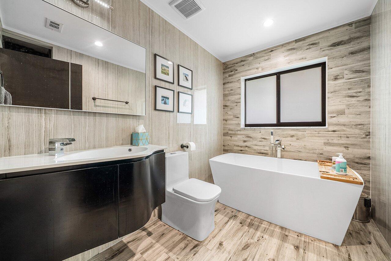 2601 NE 8TH, Fort Lauderdale FL 33304