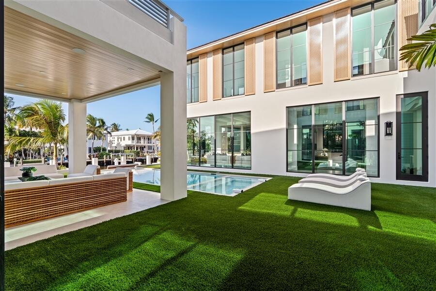 1117 BEACH, Delray Beach FL 33483