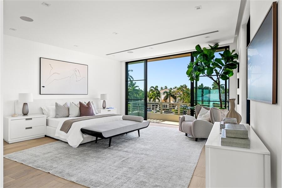 1117 BEACH, Delray Beach FL 33483