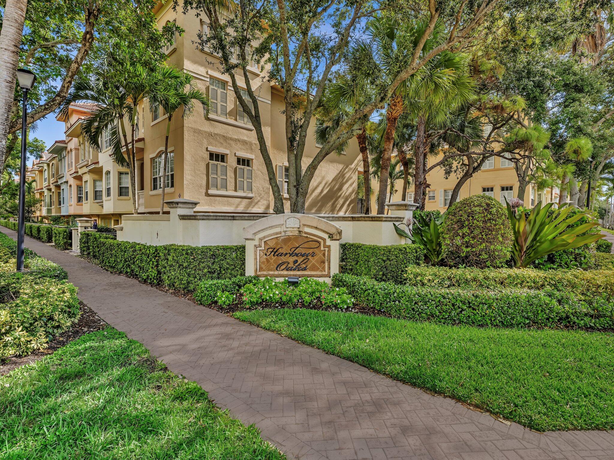 2751 RAVELLA, Palm Beach Gardens FL 33410