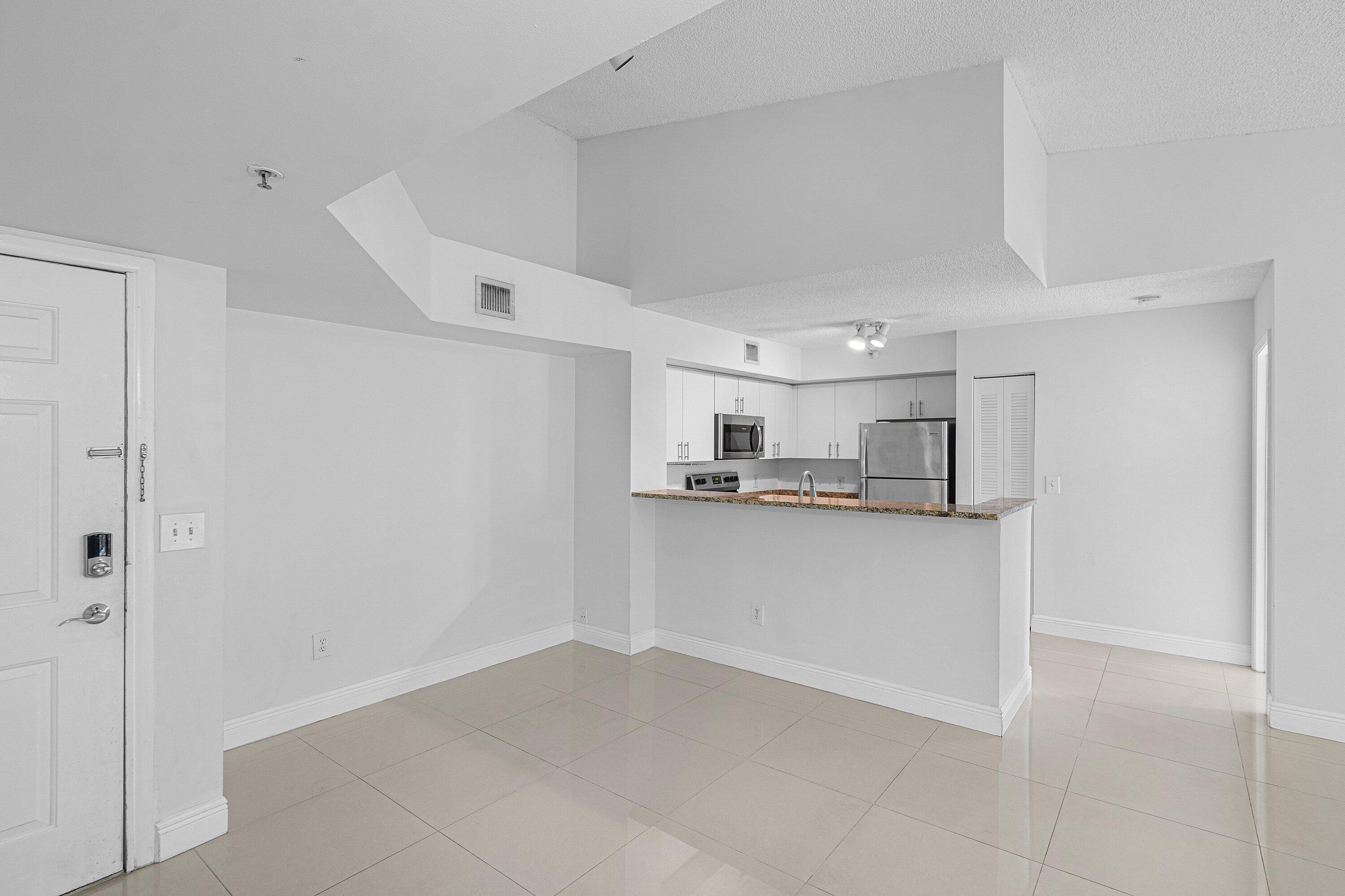 131 YACHT CLUB #307, Hypoluxo FL 33462