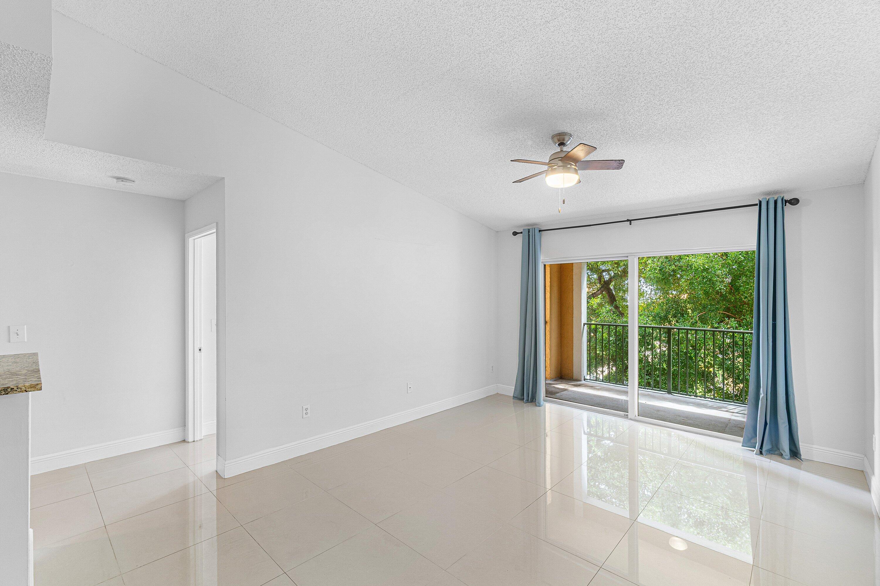 131 YACHT CLUB #307, Hypoluxo FL 33462