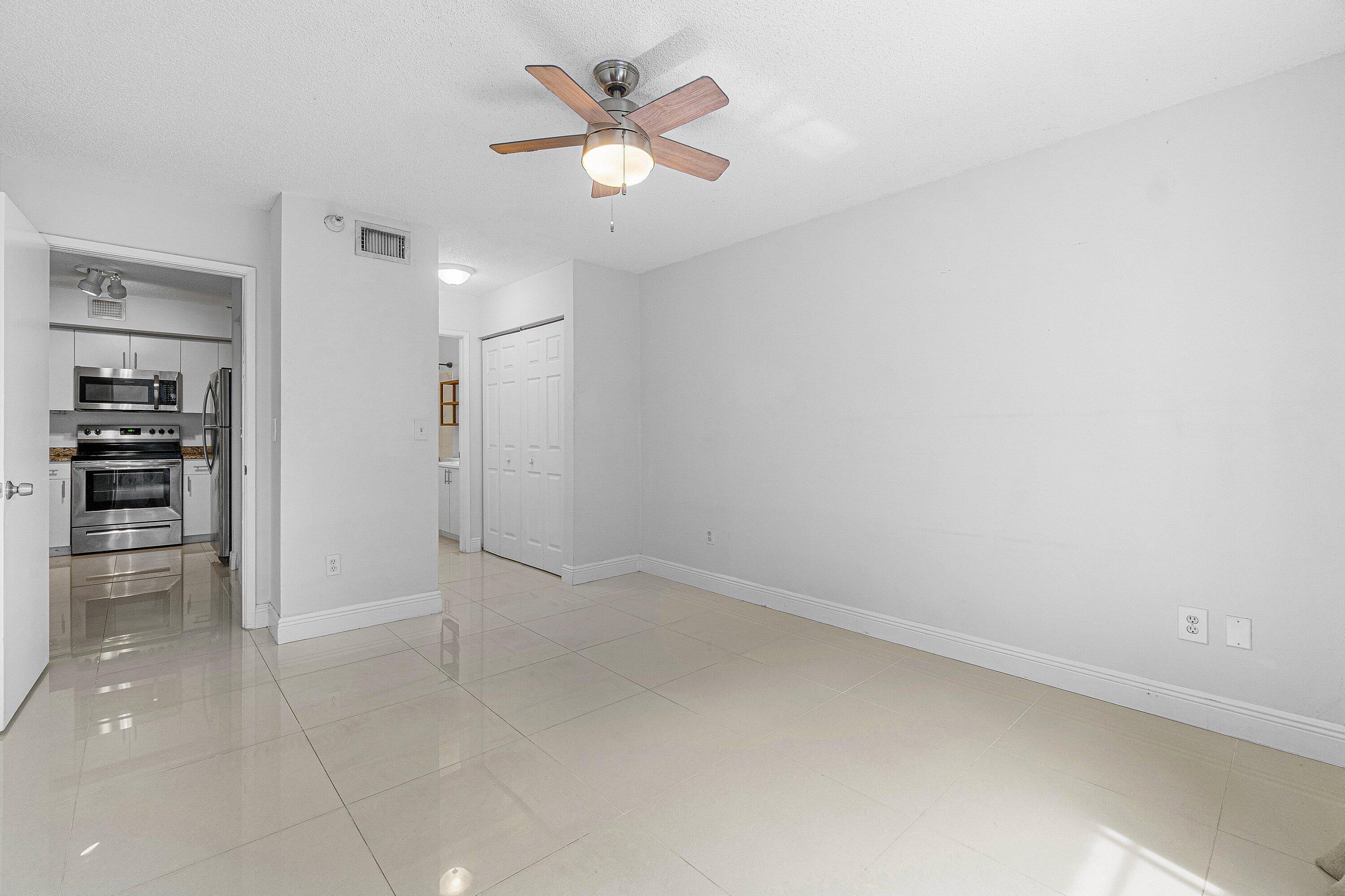 131 YACHT CLUB #307, Hypoluxo FL 33462
