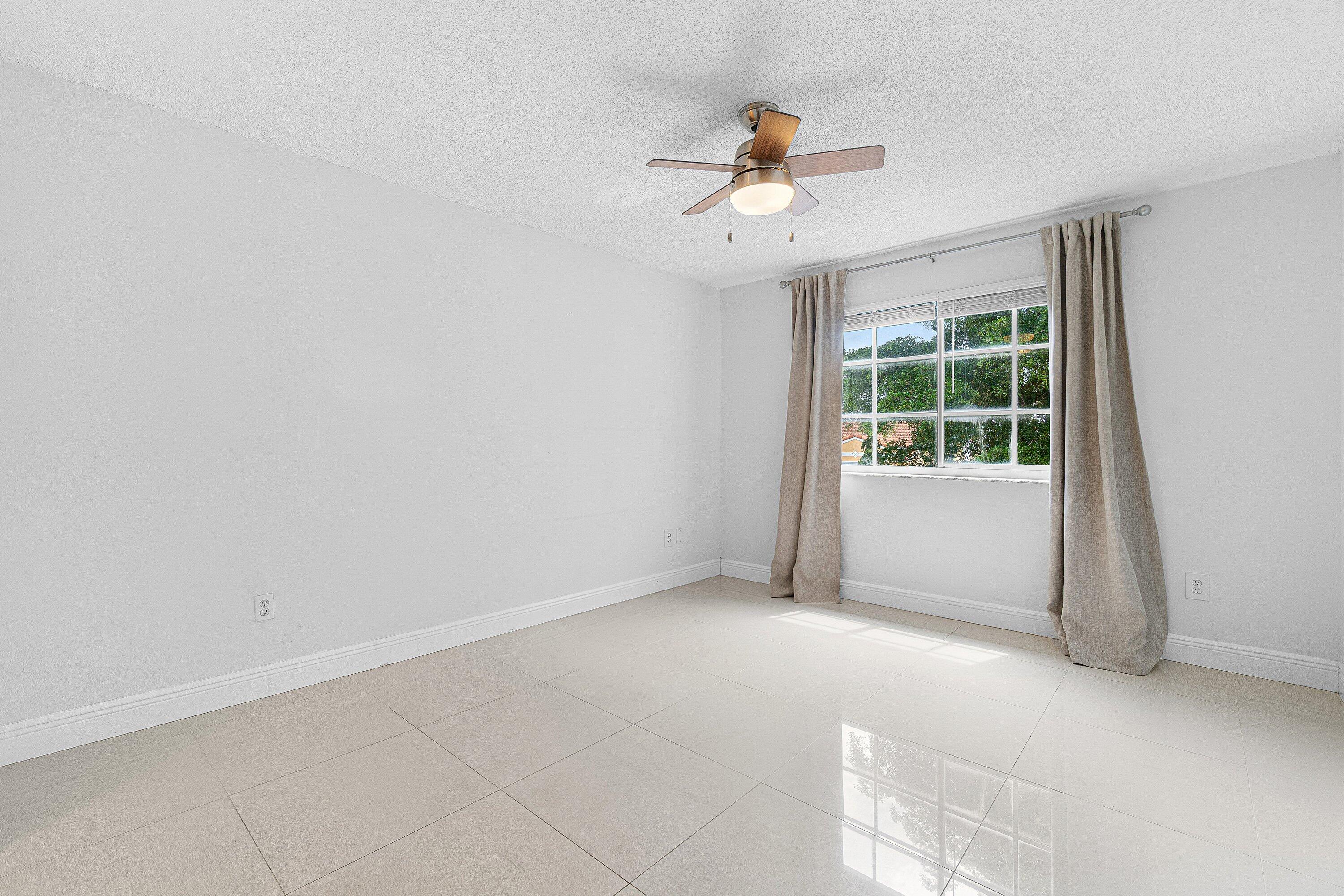 131 YACHT CLUB #307, Hypoluxo FL 33462