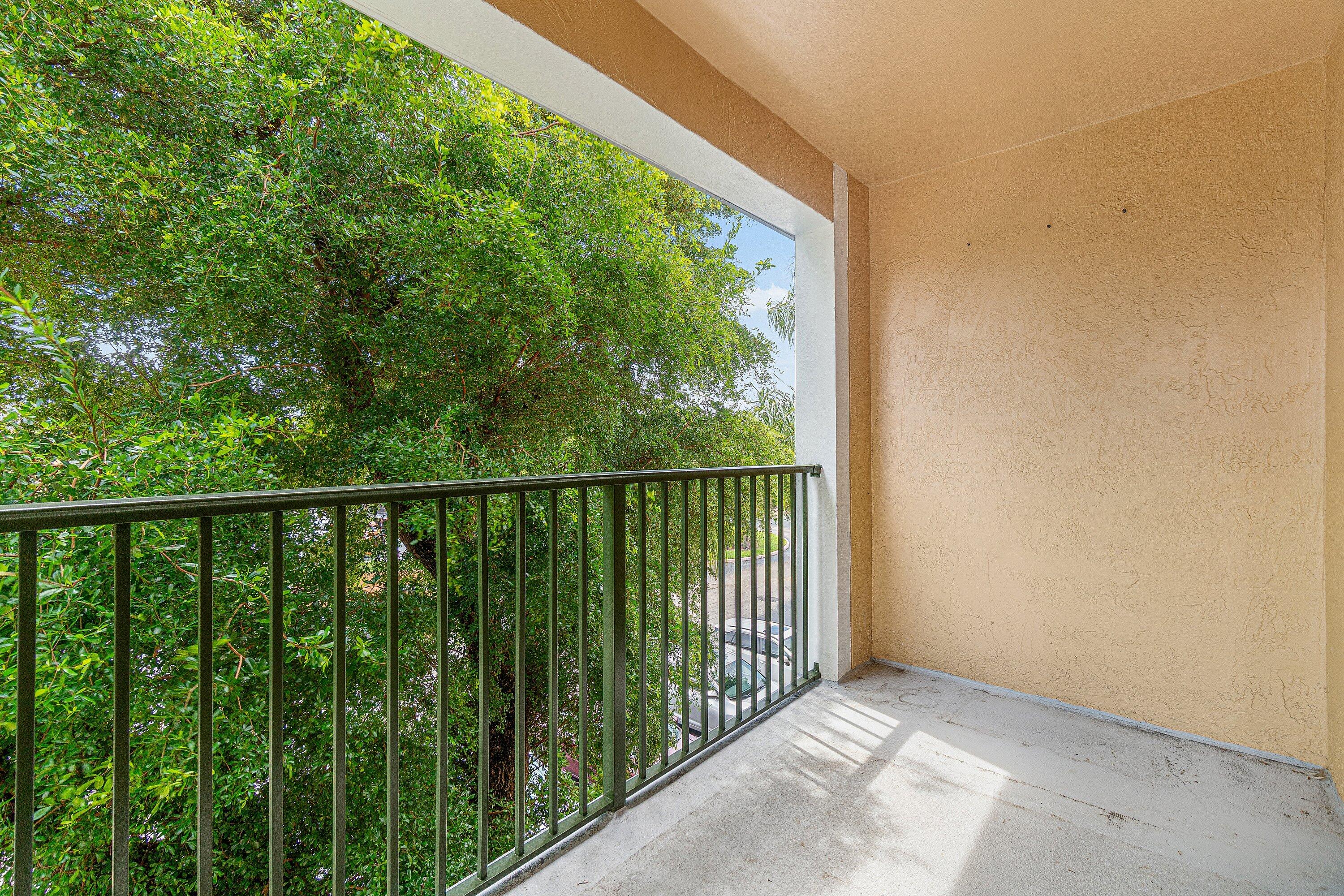 131 YACHT CLUB #307, Hypoluxo FL 33462