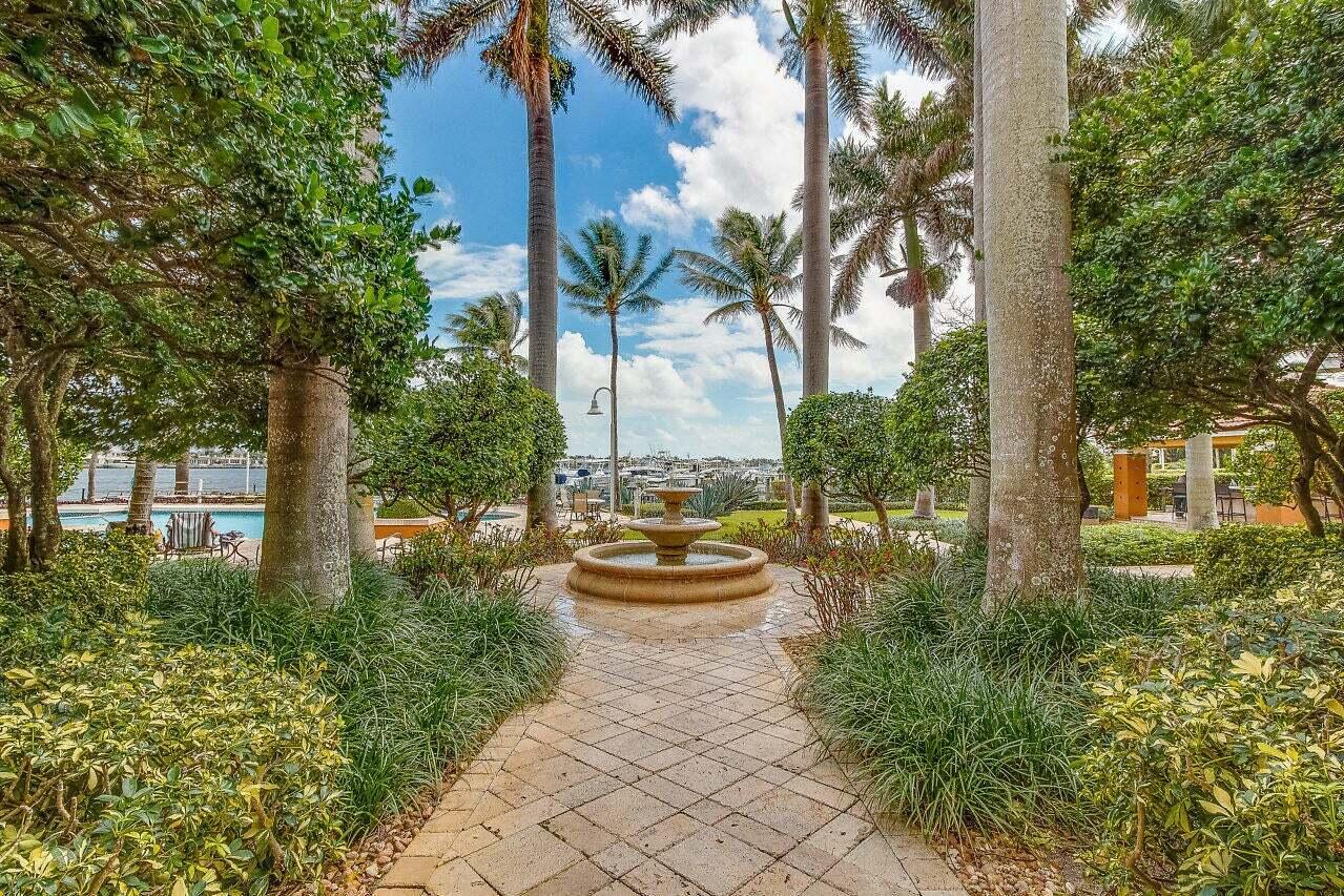 131 YACHT CLUB #307, Hypoluxo FL 33462