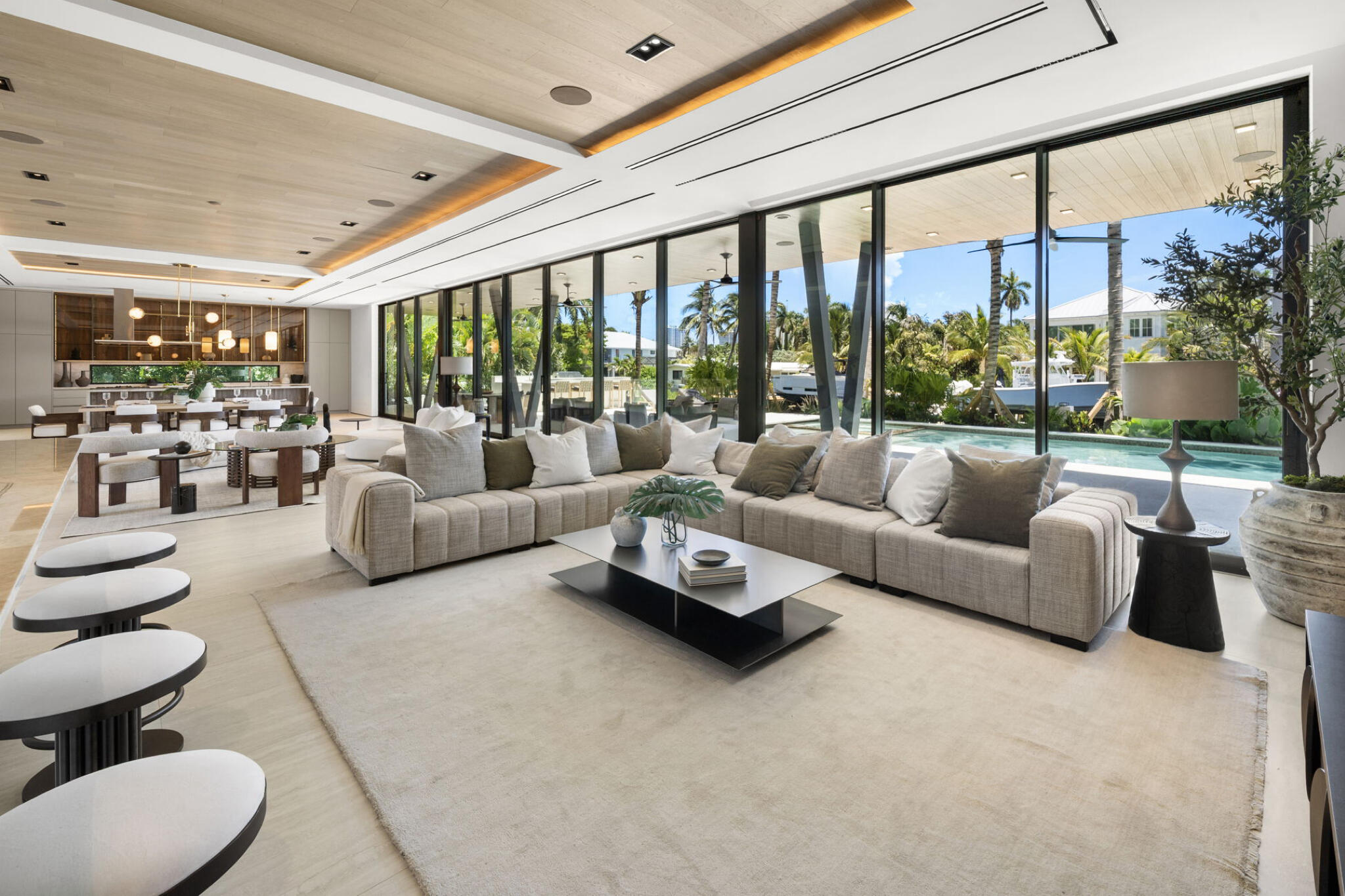 600 Solar Isle, Fort Lauderdale FL 33301
