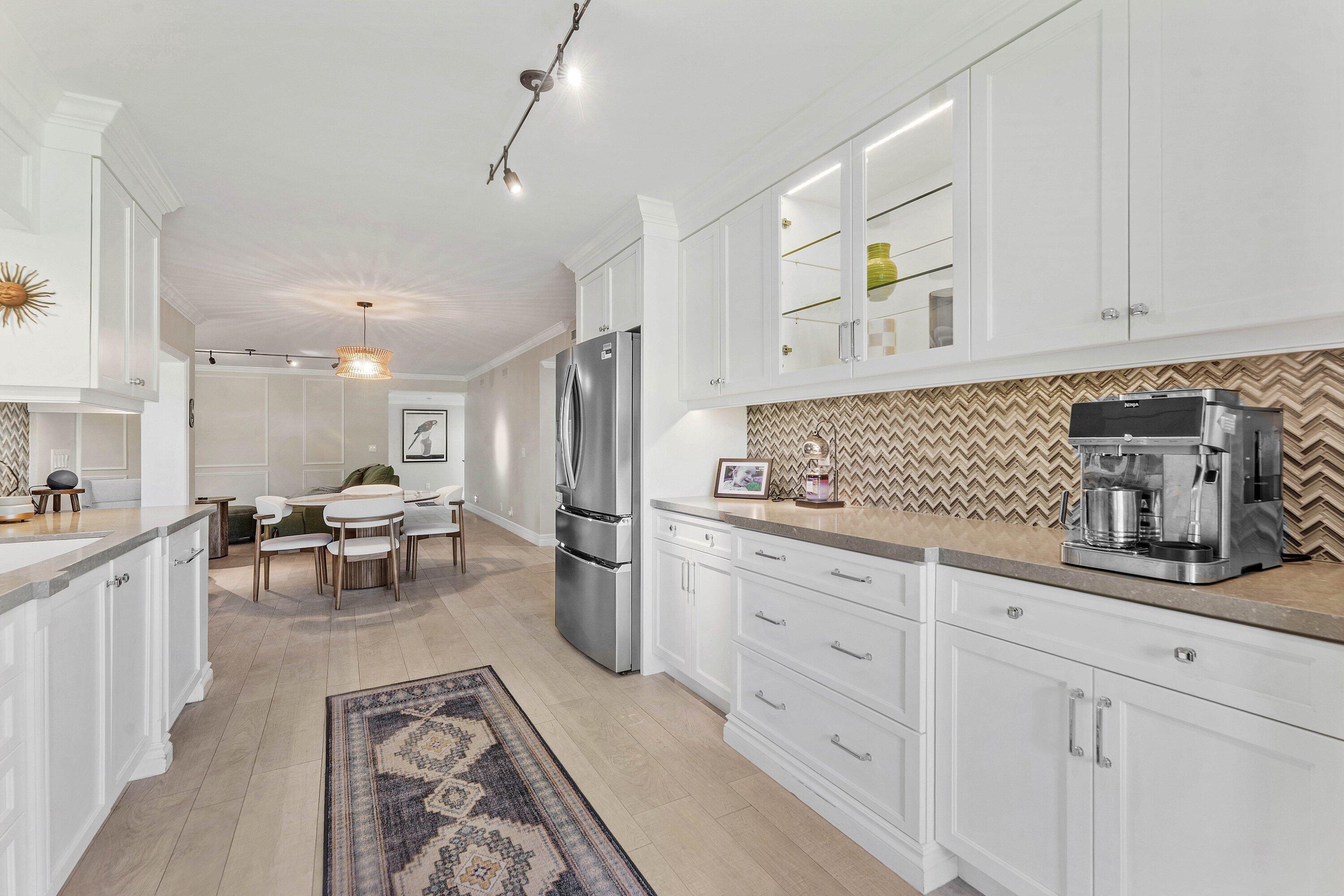 16648 TRADERS #106, Jupiter FL 33477
