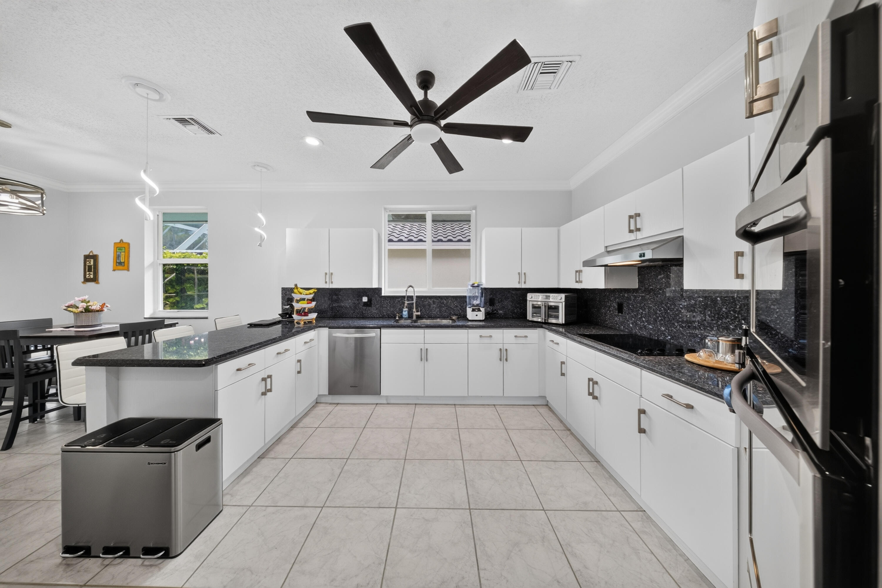 7690 La Corniche, Boca Raton FL 33433