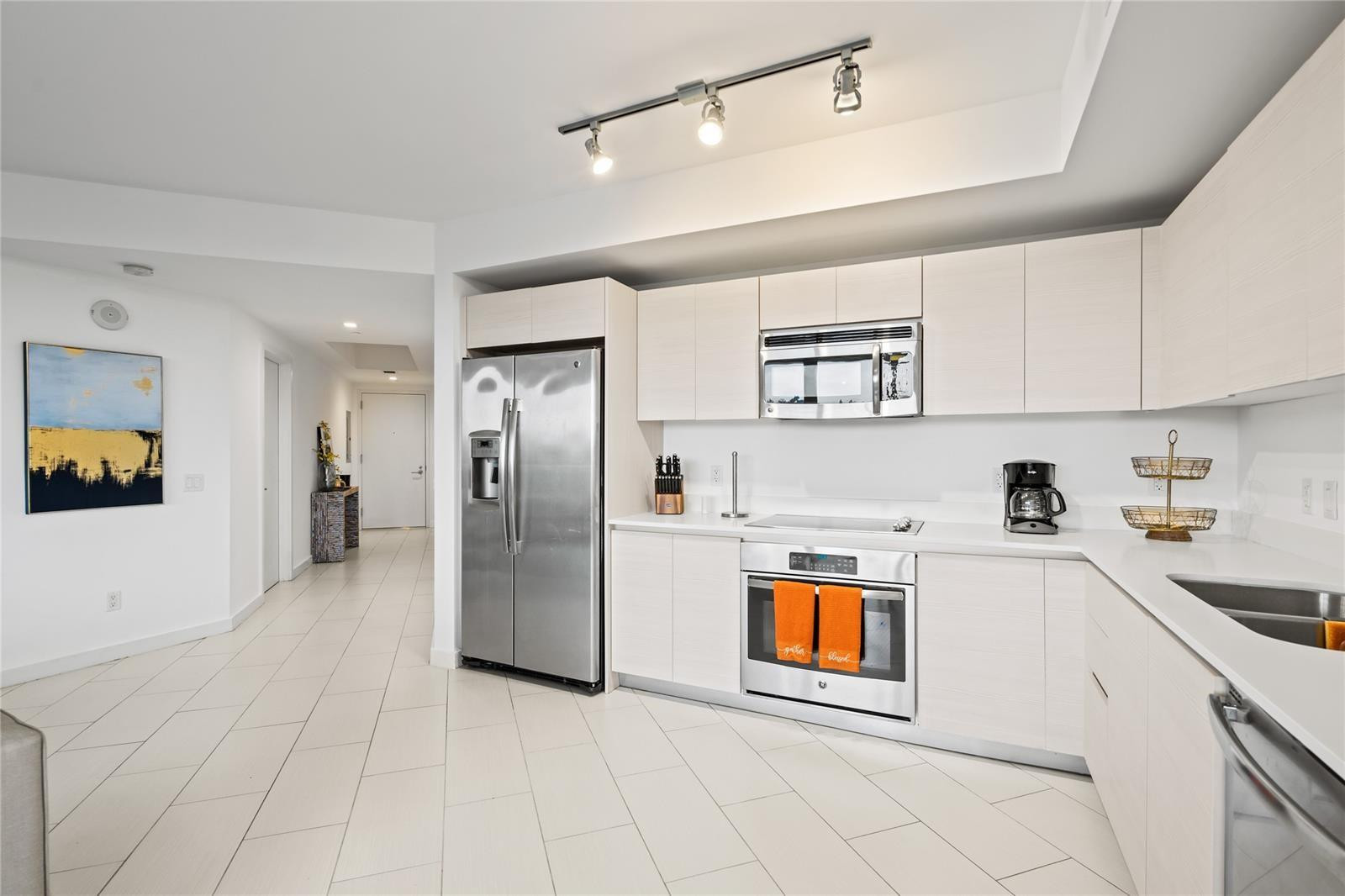 4250 Biscayne #402, Miami FL 33137