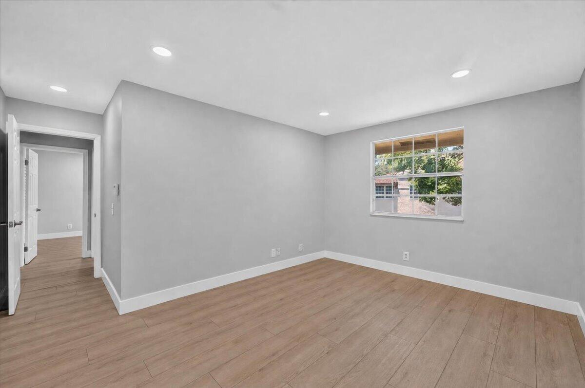 6611 Via Regina, Boca Raton FL 33433