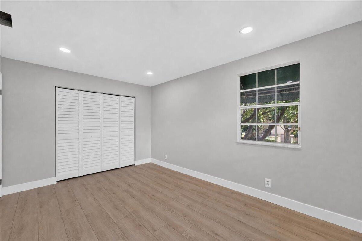 6611 Via Regina, Boca Raton FL 33433