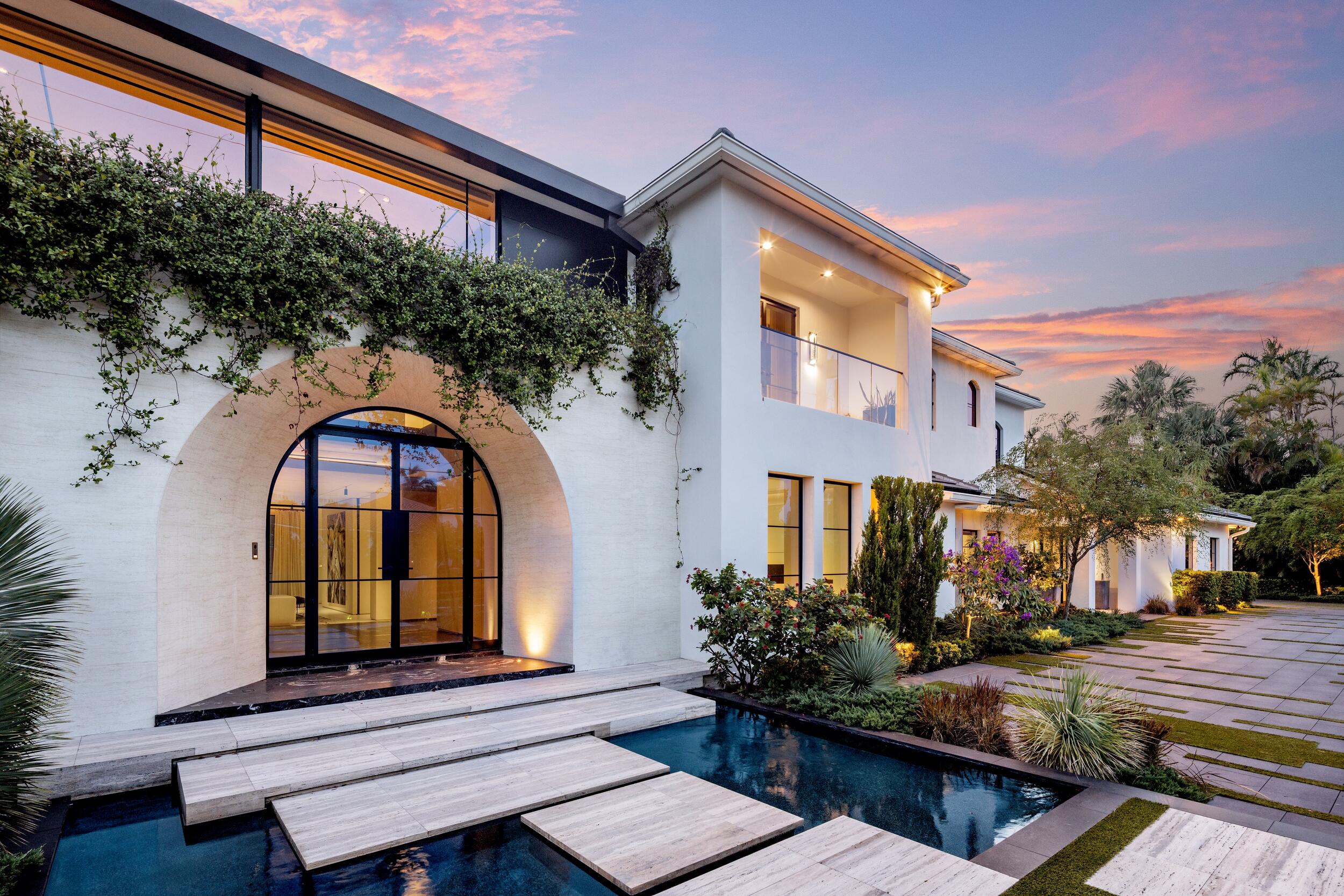 2401 Spanish River, Boca Raton FL 33432