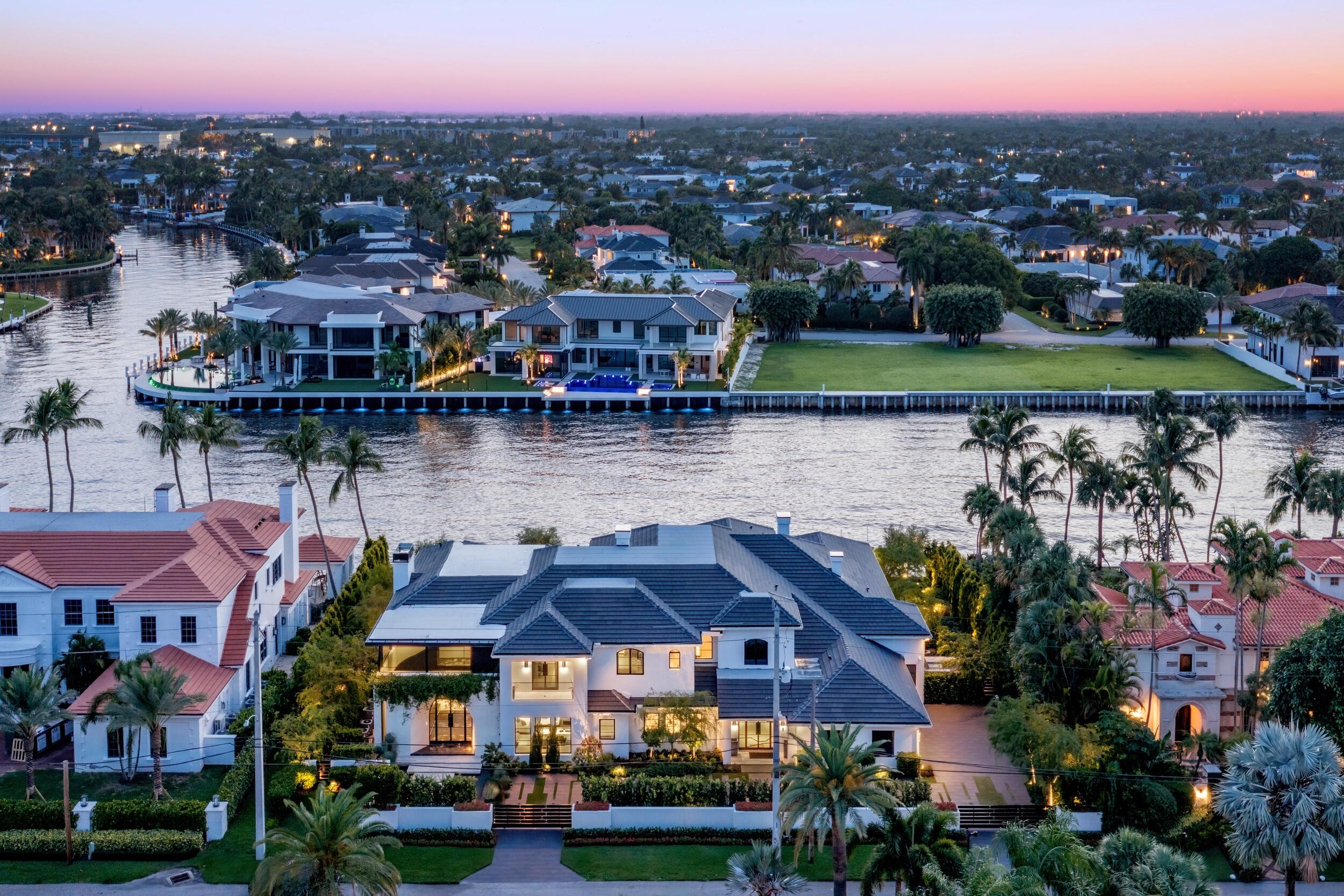 2401 Spanish River, Boca Raton FL 33432
