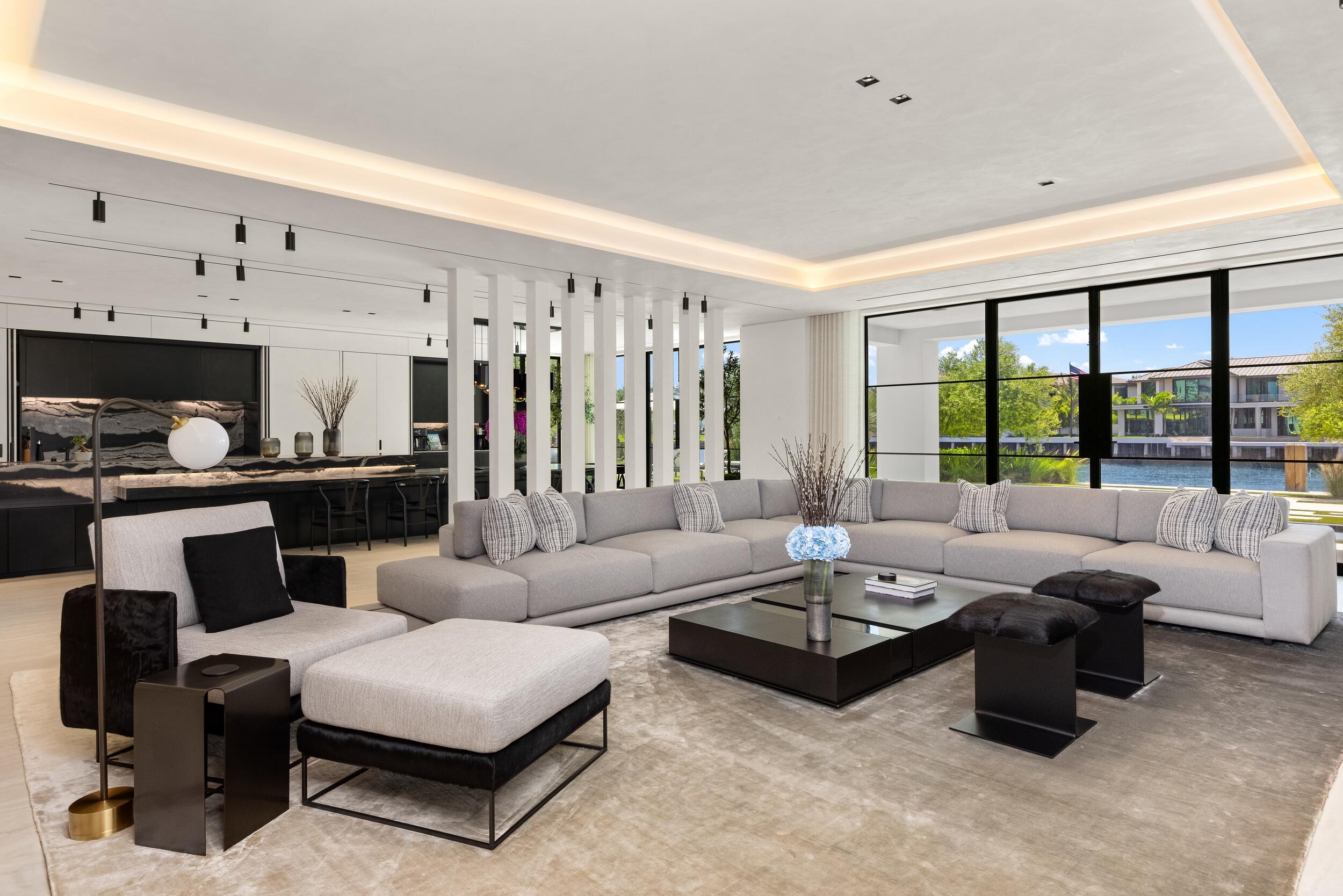 2401 Spanish River, Boca Raton FL 33432
