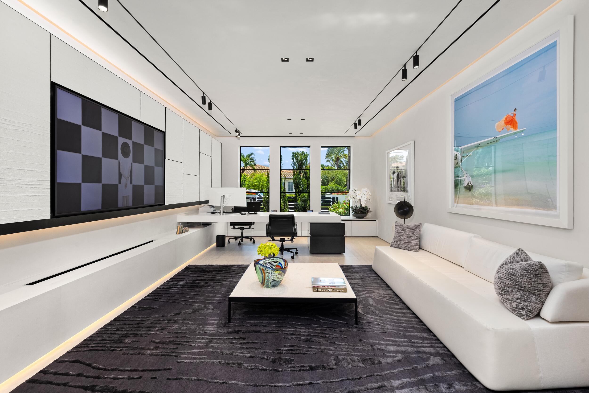 2401 Spanish River, Boca Raton FL 33432