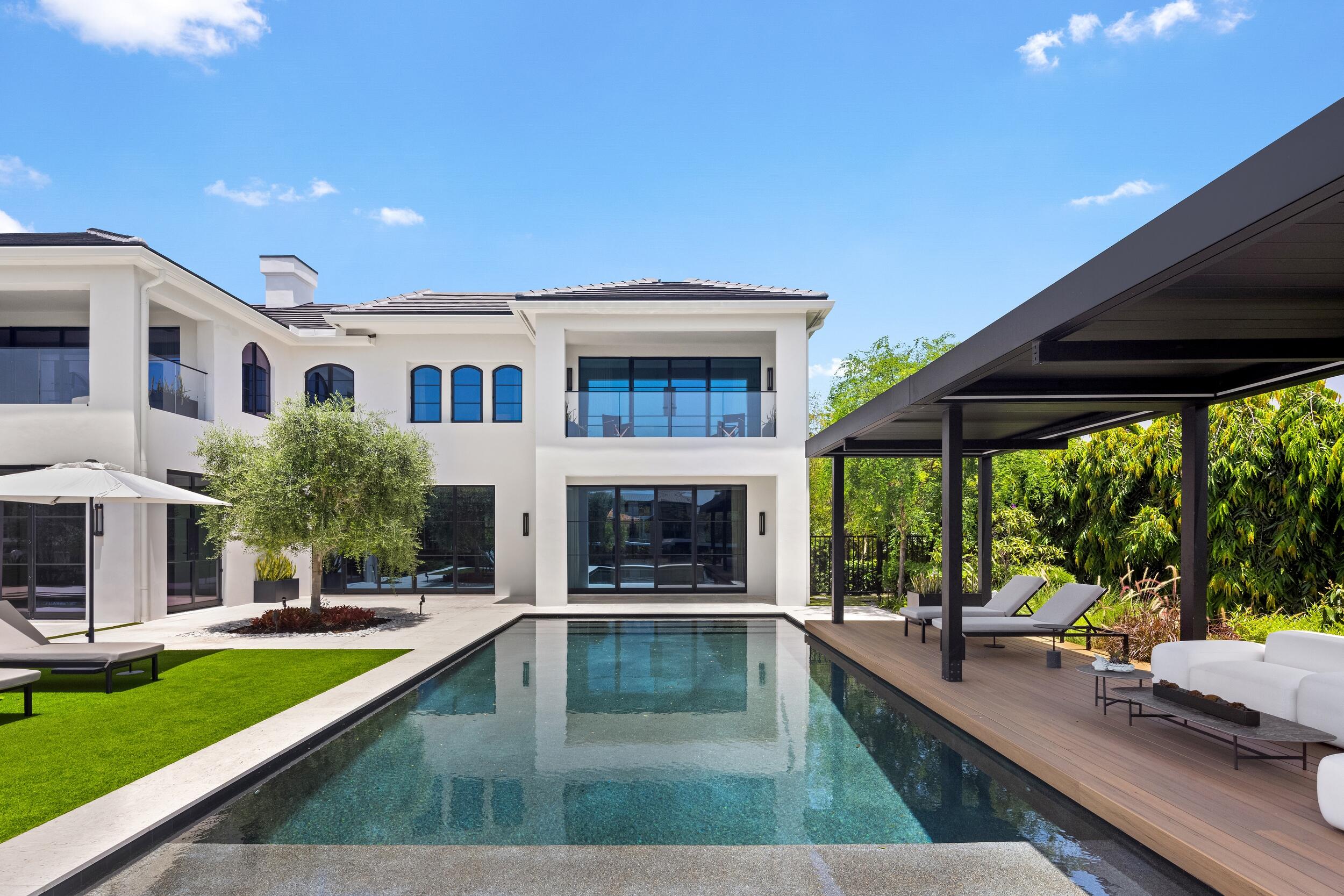 2401 Spanish River, Boca Raton FL 33432