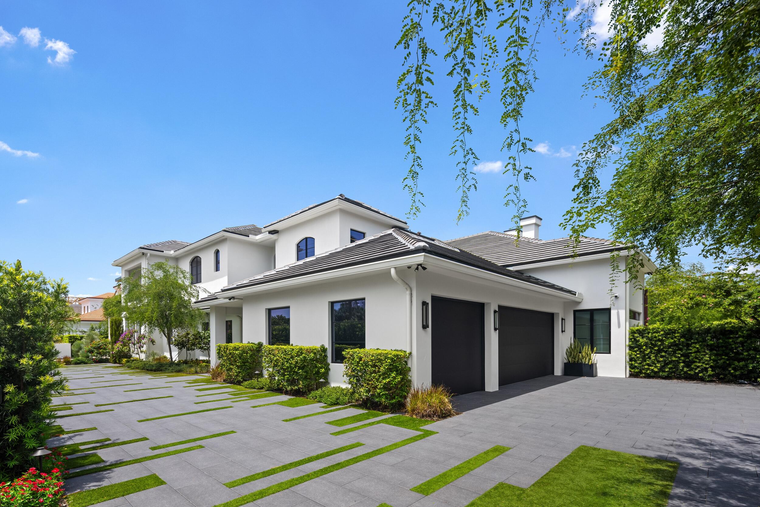 2401 Spanish River, Boca Raton FL 33432