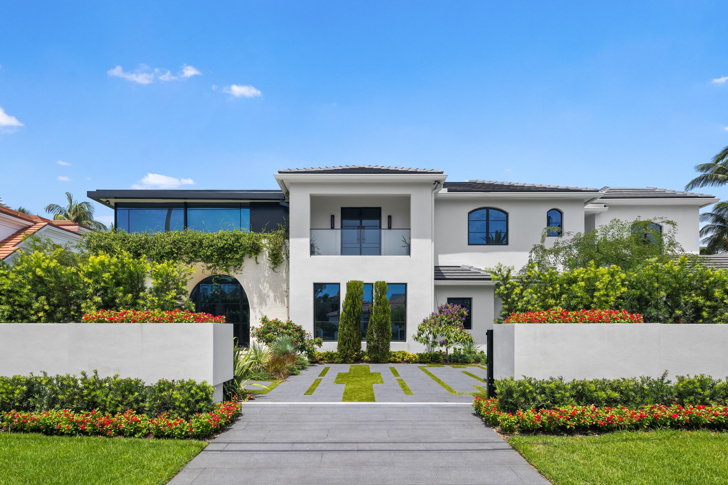 2401 Spanish River, Boca Raton FL 33432