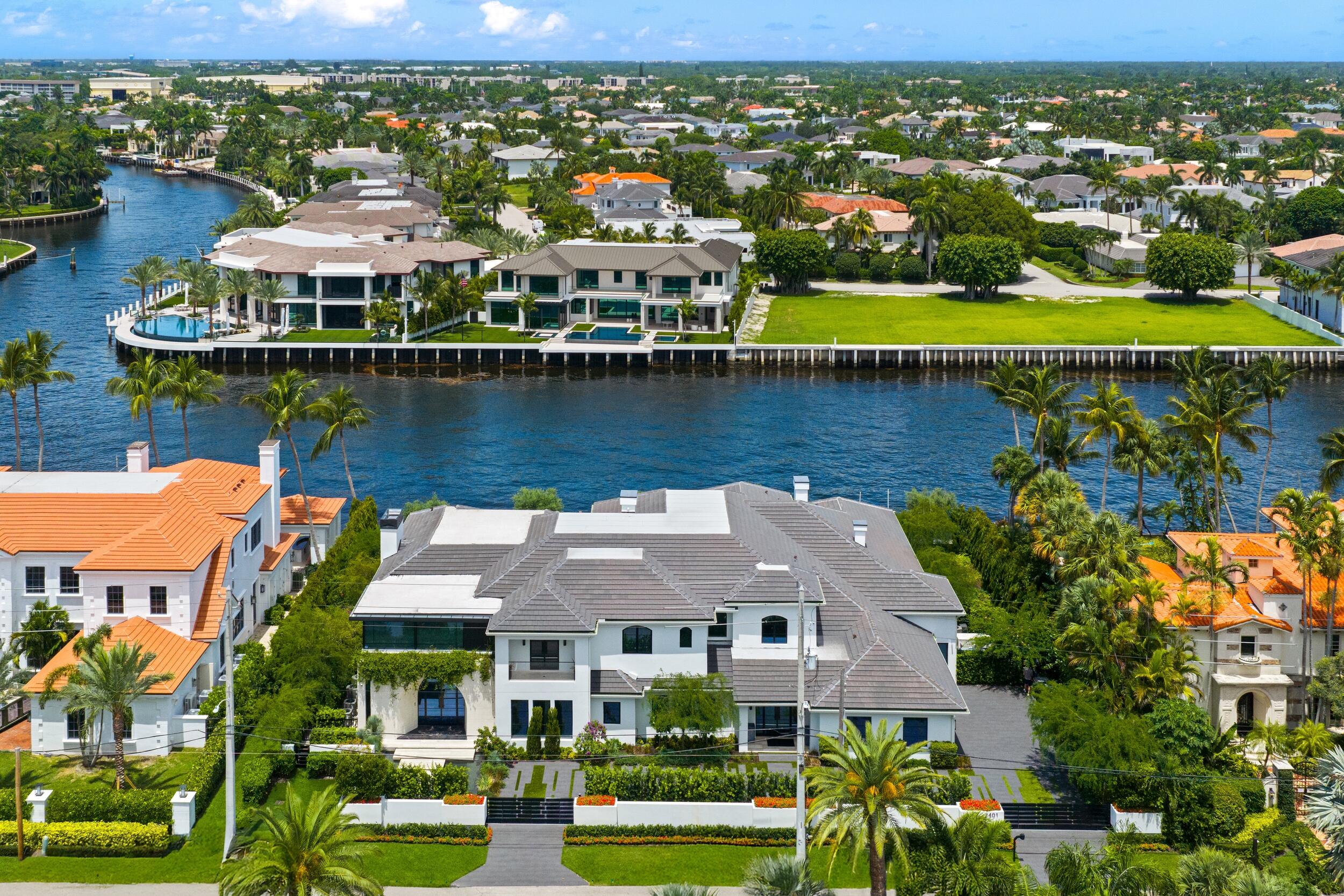 2401 Spanish River, Boca Raton FL 33432
