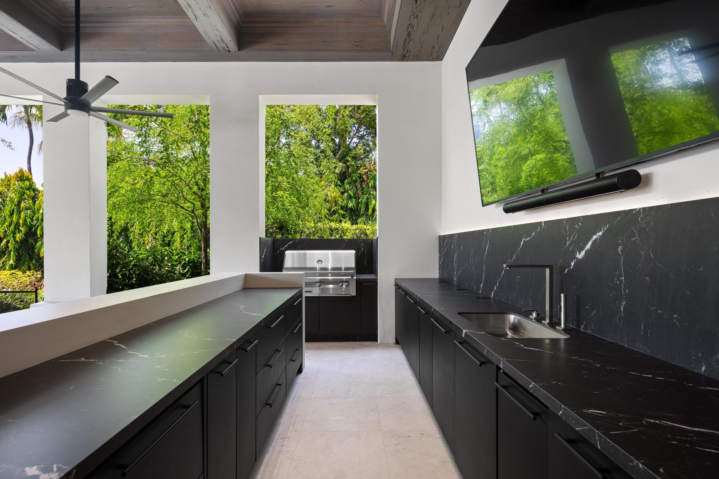 2401 Spanish River, Boca Raton FL 33432
