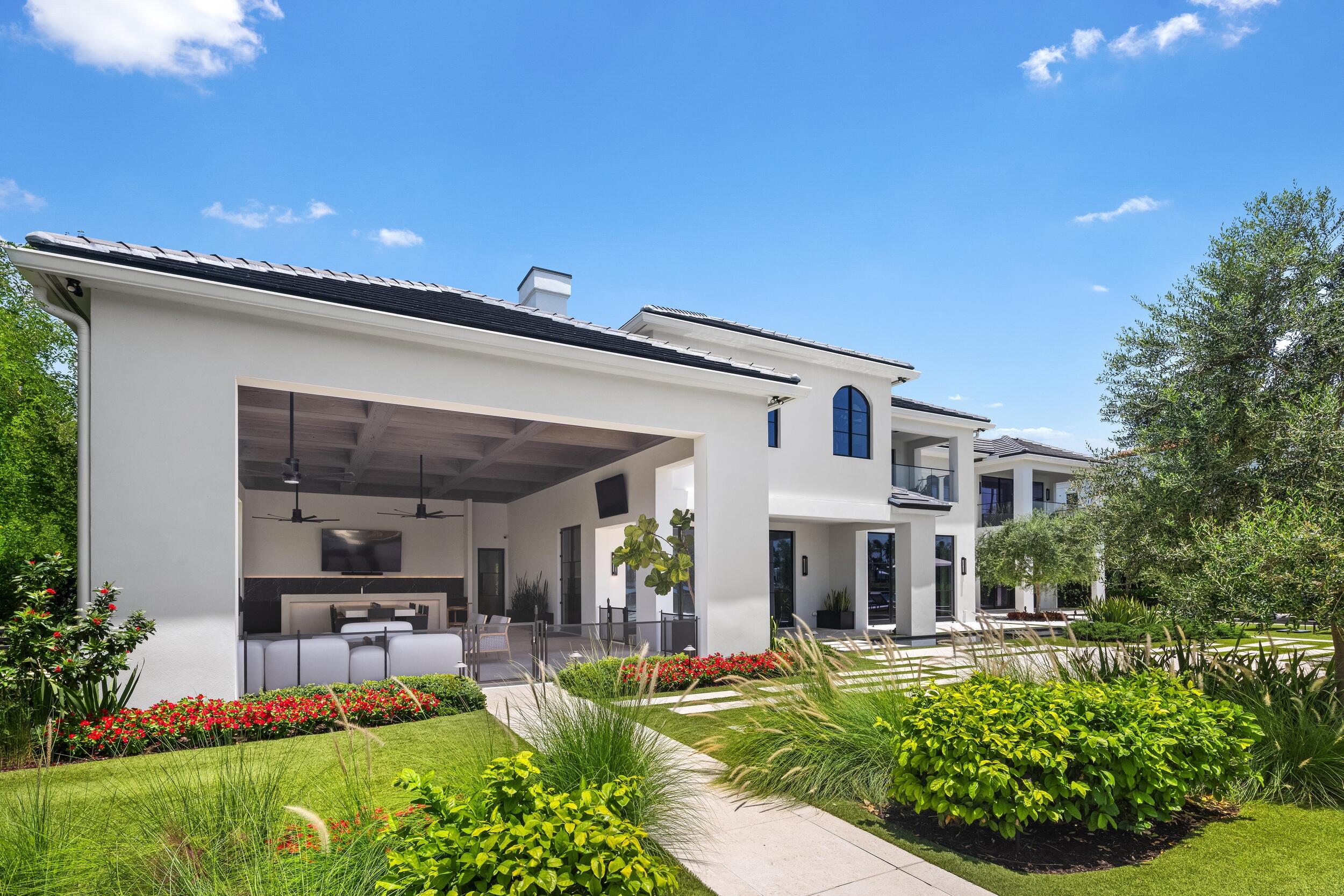 2401 Spanish River, Boca Raton FL 33432