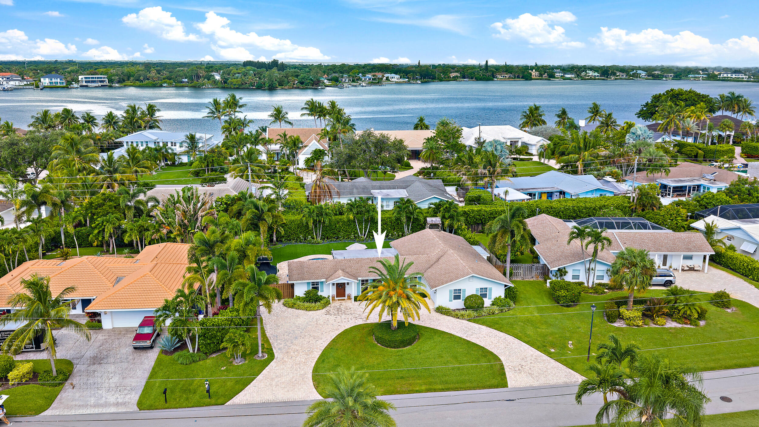 215 Golfview, Tequesta FL 33469