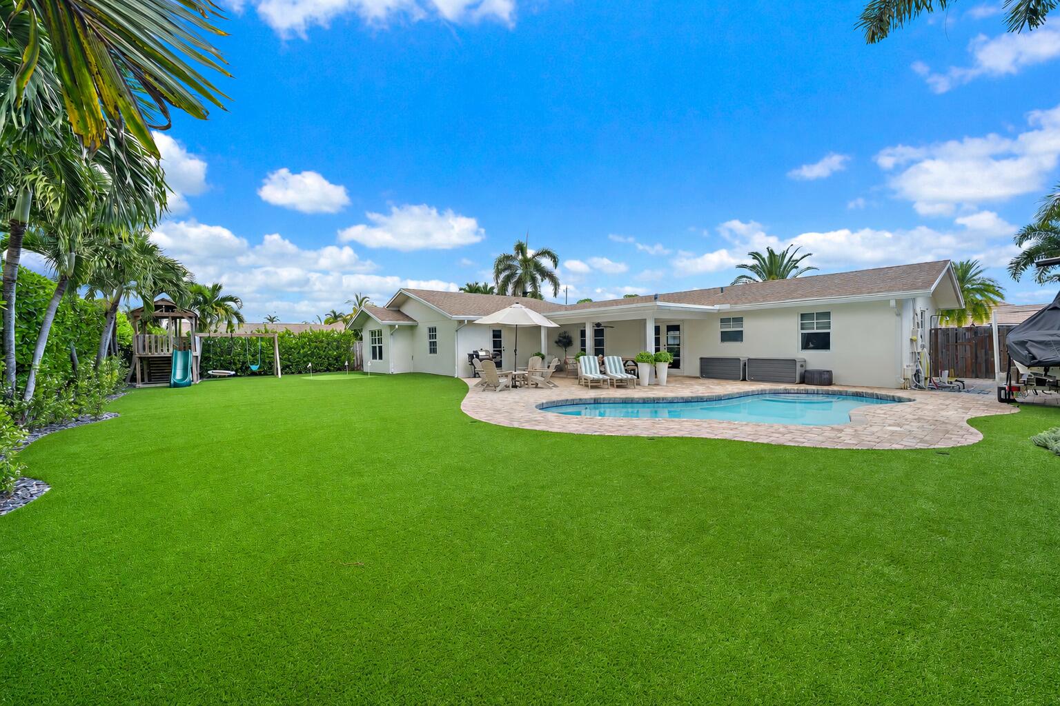 215 Golfview, Tequesta FL 33469