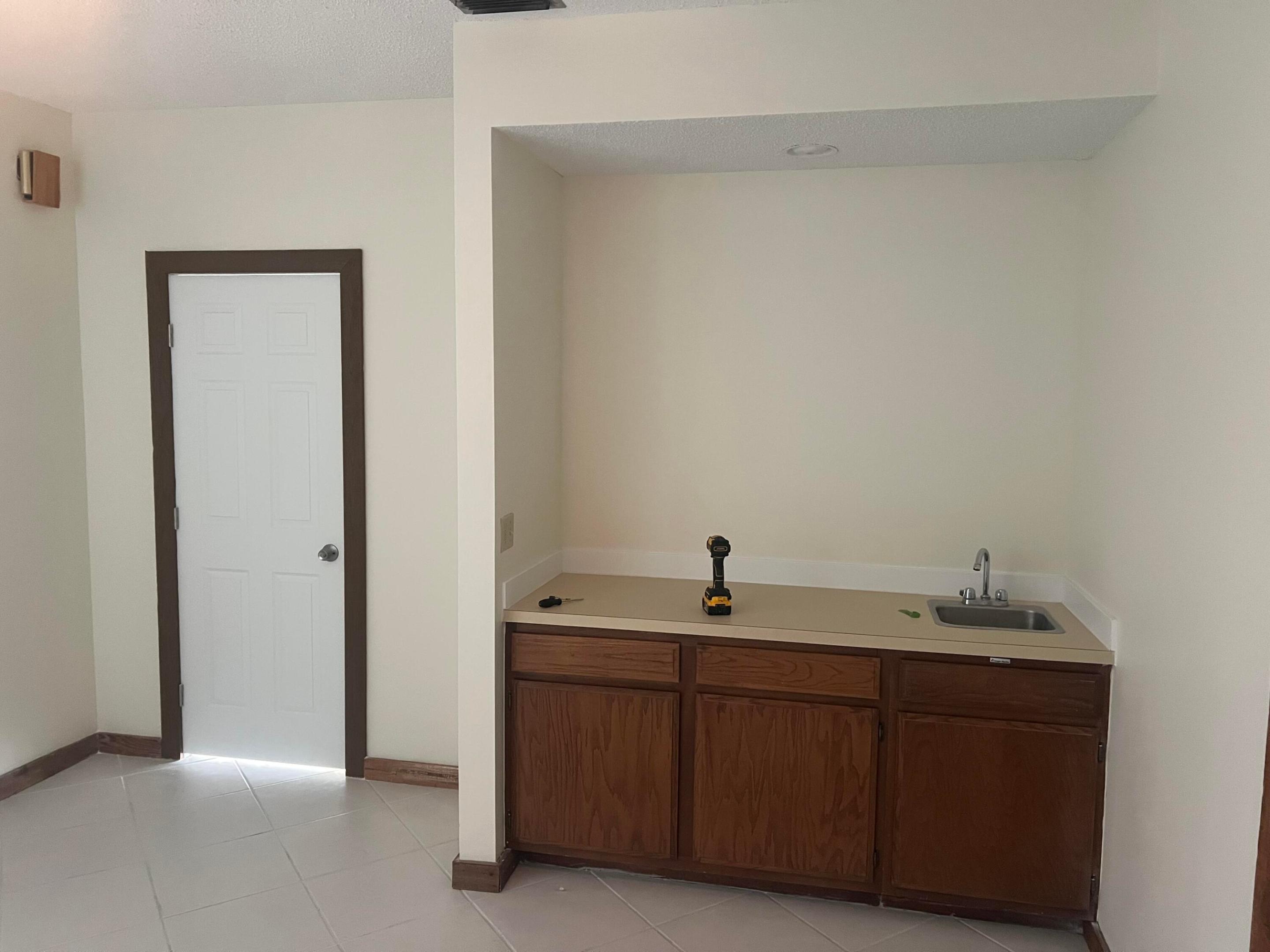 8197 ROYAL PALM #5, Tamarac FL 33321